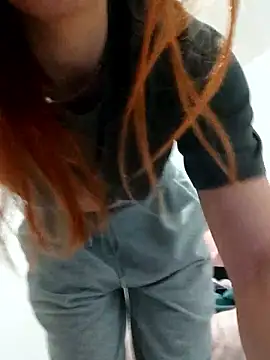 clara-francaise online show from 01-12-26, 04:34