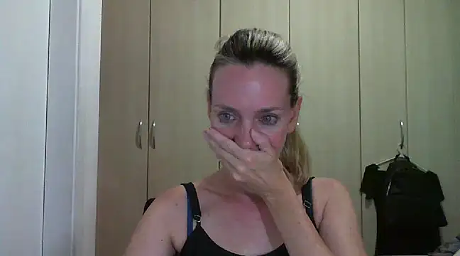 Annylove1 online show from 01-15-25, 12:30