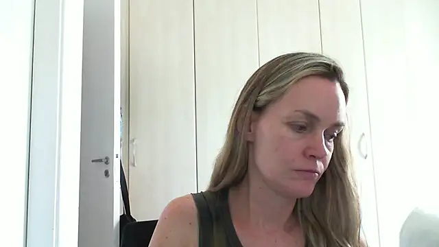 Annylove1 online show from 01-16-25, 02:19