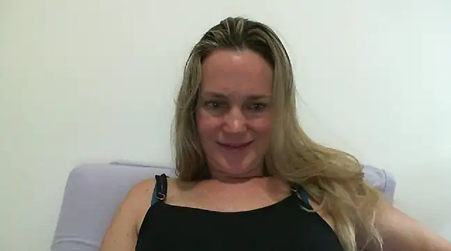 Annylove1 online show from 01-27-25, 12:12
