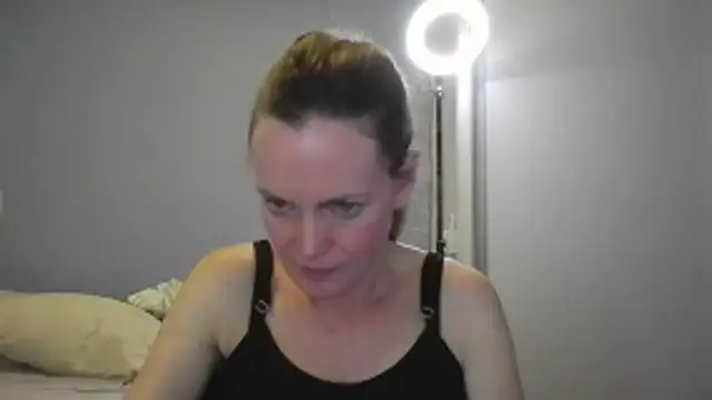 Annylove1 online show from 12-15-25, 12:26