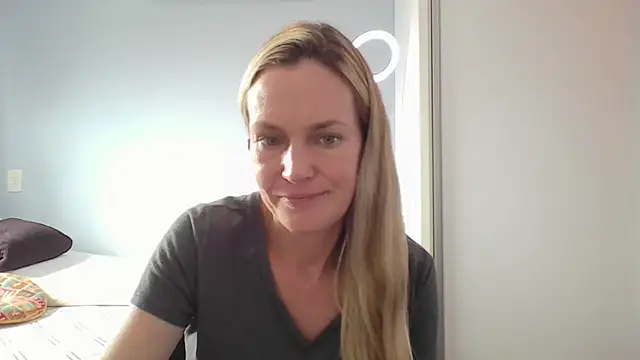 Annylove1 online show from 02-04-26, 04:46