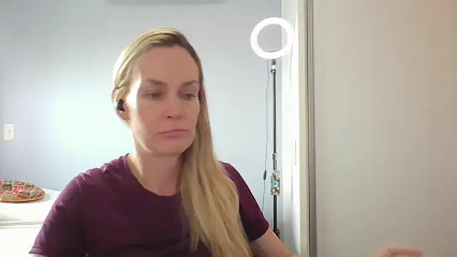 Annylove1 online show from 02-06-26, 12:30