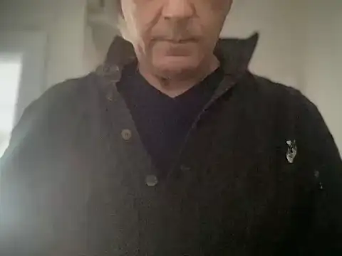 Snapshot of ALPHANDRE chatting on 03-06-26, 08:11 ALPHANDRE online show from 03-06-26, 08:11