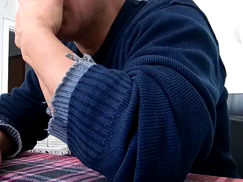 Snapshot of ALPHANDRE chatting on 03-11-26, 08:53 ALPHANDRE online show from 03-11-26, 08:53