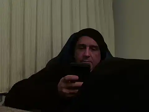 Snapshot of ALPHANDRE chatting on 04-03-26, 07:23 ALPHANDRE online show from 04-03-26, 07:23