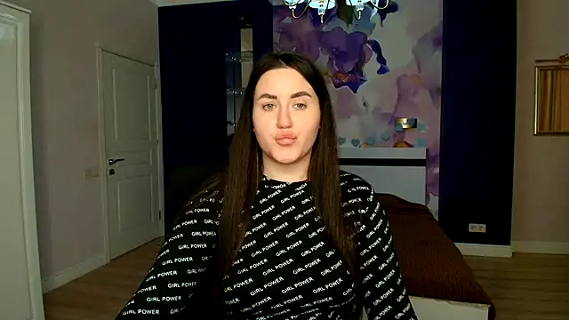 Roxie Bradley online show from 01-27-25, 07:56