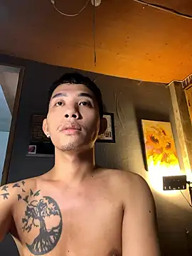 Snapshot of xlovercum chatting on 01-14-26, 05:51 xlovercum online show from 01-14-26, 05:51