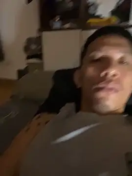 Snapshot of xlovercum chatting on 02-10-26, 06:01 xlovercum online show from 02-10-26, 06:01