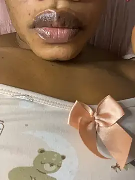  yisela  online show from 02-03-26, 03:15