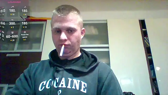 Snapshot of Matttthees chatting on 01-26-25, 05:55 Matttthees online show from 01-26-25, 05:55