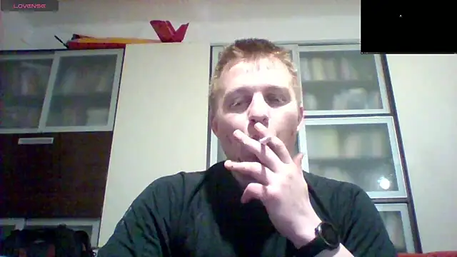 Snapshot of Matttthees chatting on 02-22-25, 08:53 Matttthees online show from 02-22-25, 08:53