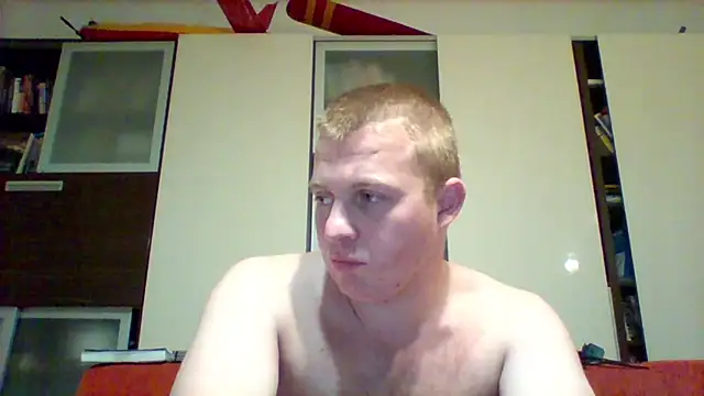 Snapshot of Matttthees chatting on 10-17-25, 04:26 Matttthees online show from 10-17-25, 04:26