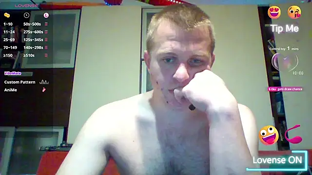 Snapshot of Matttthees chatting on 10-19-25, 08:42 Matttthees online show from 10-19-25, 08:42