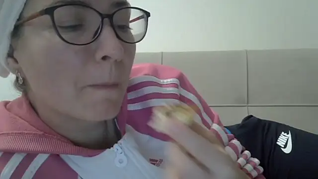 Ashleyspice online show from 12-18-25, 07:14