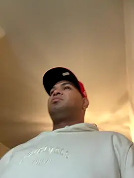 marhi32 online show from 10-24-25, 09:33