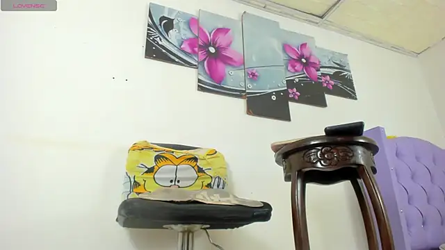 Snapshot of baiolethX chatting on 02-13-26, 04:52 baiolethX online show from 02-13-26, 04:52