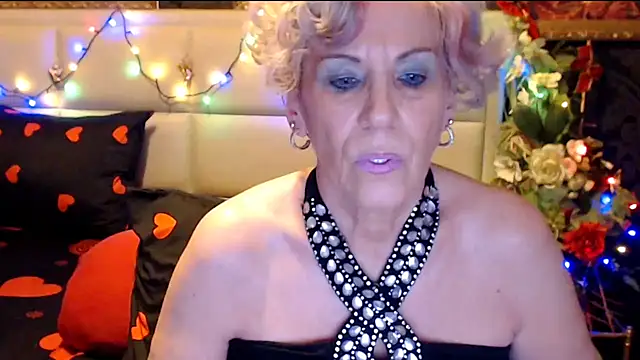 Snapshot of HappyWomanOn chatting on 01-26-25, 07:09 HappyWomanOn online show from 01-26-25, 07:09
