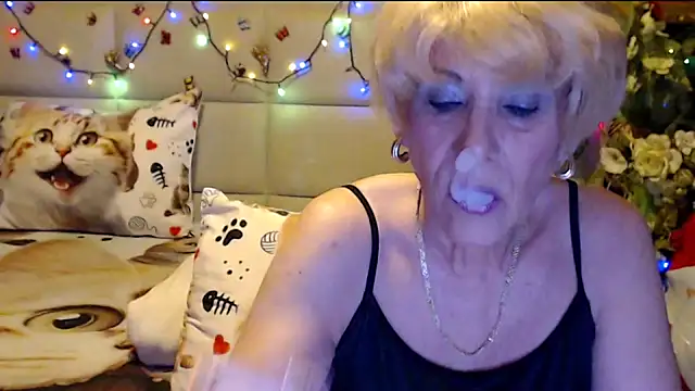 HappyWomanOn online show from 12-16-25, 09:58