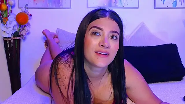 Snapshot of Marianaa_Lopezz chatting on 01-11-25, 11:46 Marianaa Lopezz online show from 01-11-25, 11:46