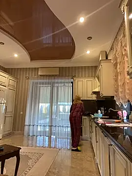 Amazoniiaa online show from 02-02-25, 06:37