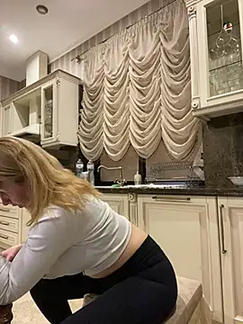 Amazoniiaa online show from 03-01-25, 03:38