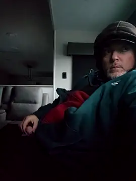 Snapshot of Hotredheadandtoungelasher chatting on 01-31-26, 10:52 Hotredheadandtoungelasher online show from 01-31-26, 10:52