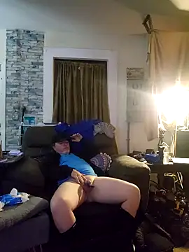 Snapshot of Hotredheadandtoungelasher chatting on 02-07-26, 12:47 Hotredheadandtoungelasher online show from 02-07-26, 12:47