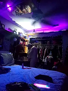 Snapshot of Hotredheadandtoungelasher chatting on 02-23-26, 12:35 Hotredheadandtoungelasher online show from 02-23-26, 12:35