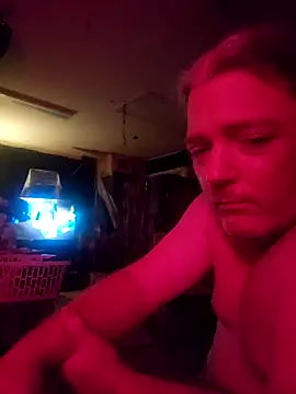 Snapshot of Hotredheadandtoungelasher chatting on 02-27-26, 08:36 Hotredheadandtoungelasher online show from 02-27-26, 08:36