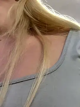 Irisweet  online show from 02-23-25, 12:30