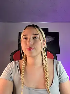 Irisweet  online show from 10-18-25, 10:43