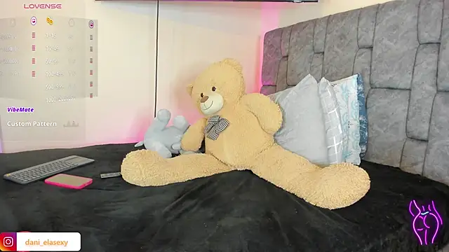danielasexya1 online show from 12-05-24, 05:26