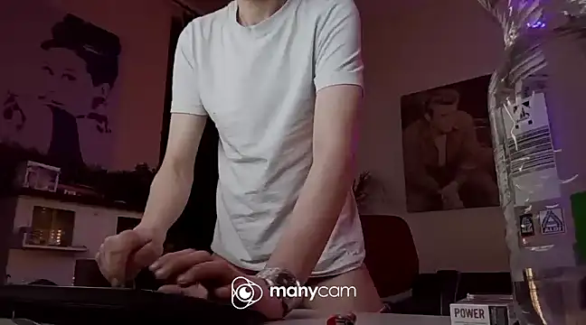 der dino30 online show from 03-21-25, 07:02