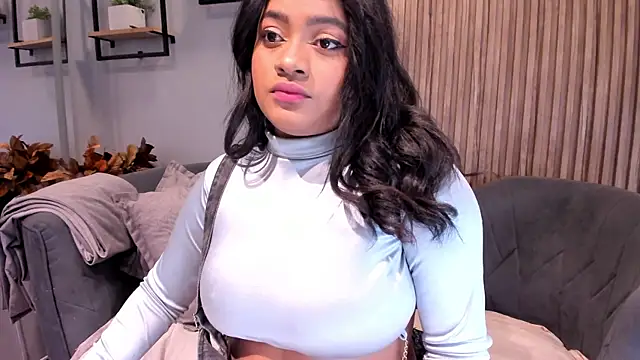 Snapshot of Sariitaa_ chatting on 10-29-25, 03:14 Sariitaa online show from 10-29-25, 03:14