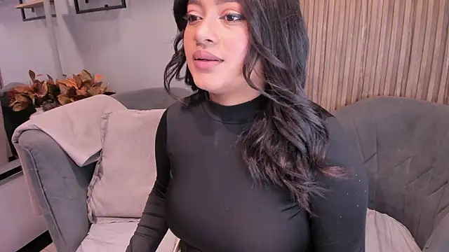 Snapshot of Sariitaa_ chatting on 11-15-25, 03:30 Sariitaa online show from 11-15-25, 03:30