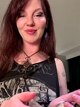 courtneyoccult online show from 09-25-25, 08:07