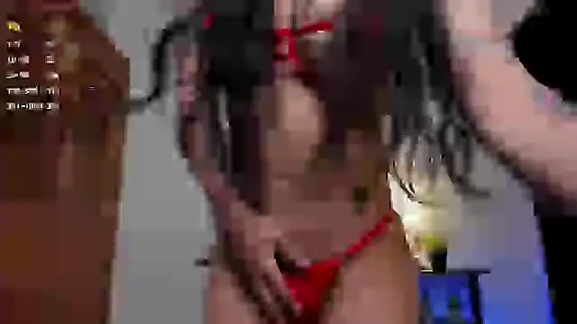 Snapshot of girl_dollxx chatting on 12-10-24, 04:27 girl dollxx online show from 12-10-24, 04:27