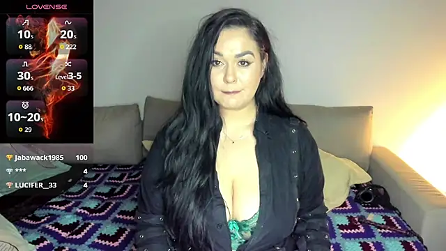 Laura sinner online show from 10-11-25, 04:27