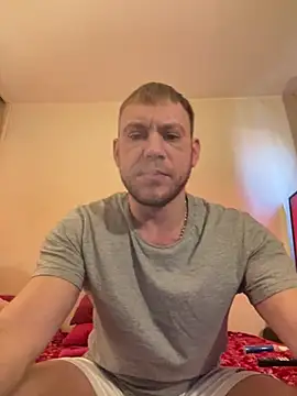 Snapshot of Weestud94 chatting on 02-24-25, 09:43 Weestud94 online show from 02-24-25, 09:43