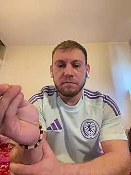 Snapshot of Weestud94 chatting on 03-11-25, 11:01 Weestud94 online show from 03-11-25, 11:01