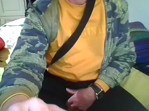 Snapshot of MmaxX004 chatting on 03-02-25, 07:45 MmaxX004 online show from 03-02-25, 07:45