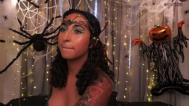 agatha collins  online show from 10-10-25, 06:18