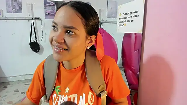 CAMILA--REY online show from 01-15-26, 11:59