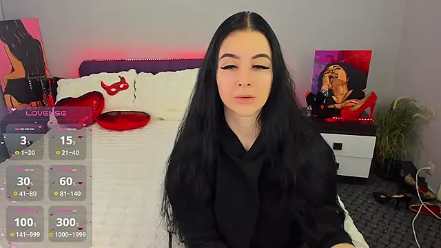 KeiraChoCo online show from 11-18-25, 07:51