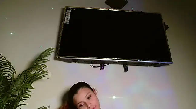 3littleschoolteens online show from 01-29-25, 08:08