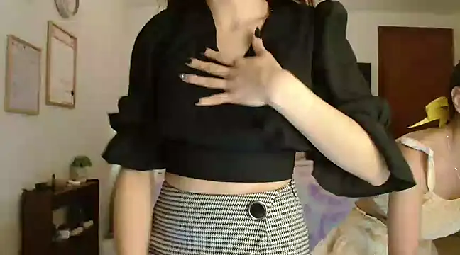 3littleschoolteens online show from 02-07-25, 09:04