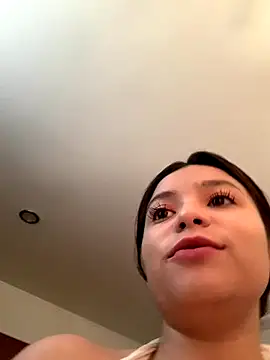 Snapshot of 3littleschoolteens chatting on 10-22-25, 05:34 3littleschoolteens online show from 10-22-25, 05:34