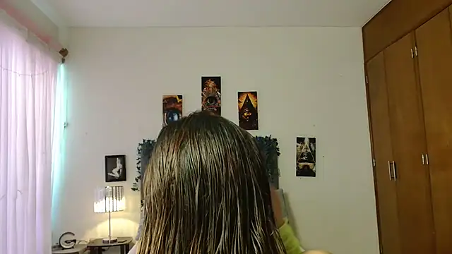 Snapshot of 3littleschoolteens chatting on 11-10-25, 07:46 3littleschoolteens online show from 11-10-25, 07:46