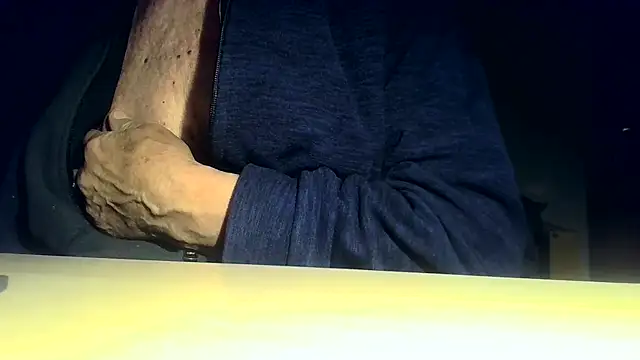 Snapshot of tachione2 chatting on 11-05-25, 05:07 tachione2 online show from 11-05-25, 05:07